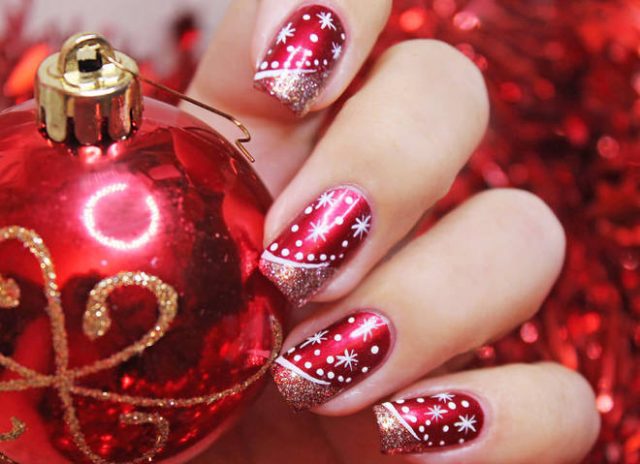 Новогодний декор для ногтей